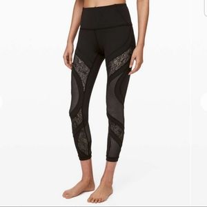 Lululemon Wander Under Black Lace High-Rise